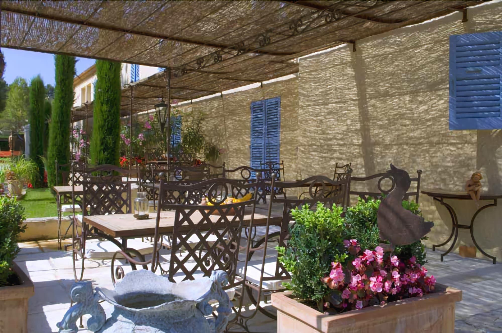 Hotel La Bastide De Valbonne Zewnętrze zdjęcie